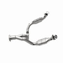 MagnaFlow Direct Fit Catalytic Converter 07-08 Escalade 6.2 Driver Side OEM