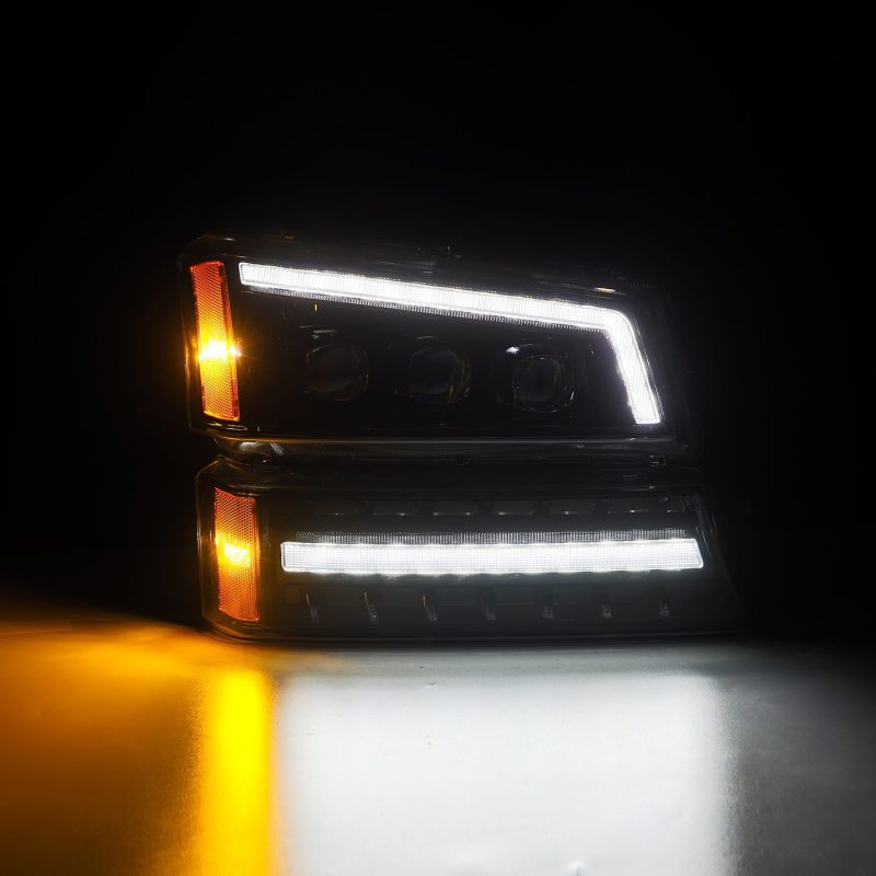 AlphaRex 03-06 Chevrolet Silverado/02-06 Avalanche (without body cladding) NOVA-Series LED Projector Headlights Alpha-Black