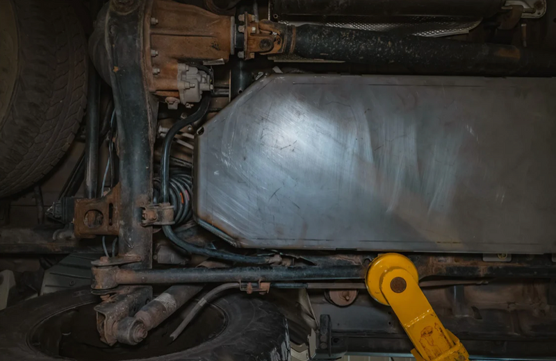 Fuel tank skid plate for Toyota 4Runner